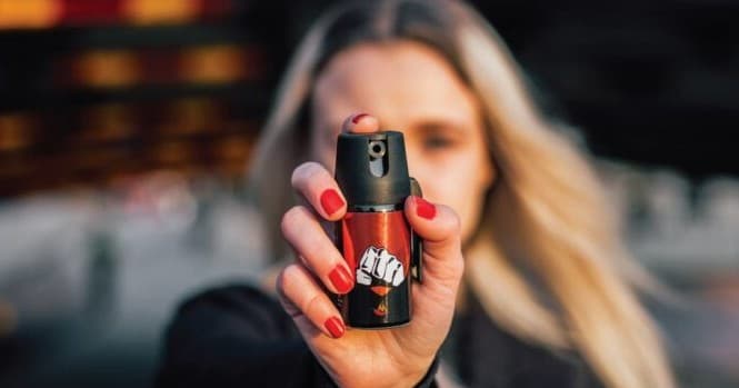 Projeto quer regulamentar spray vegetal para defesa de mulheres no Amazonas