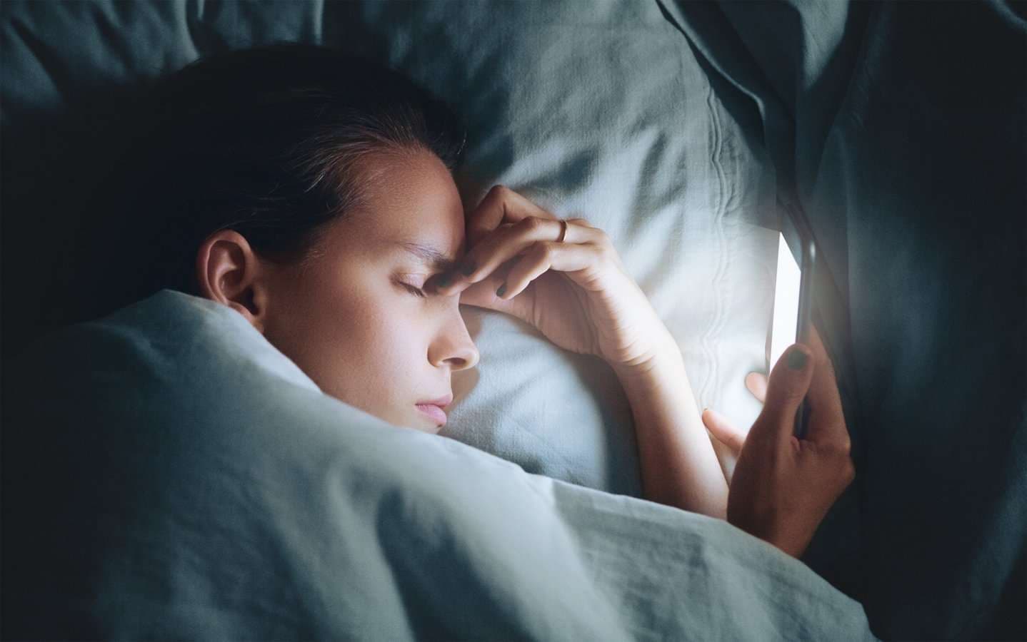 Ansiedade e insônia podem enfraquecer células de defesa, aponta estudo