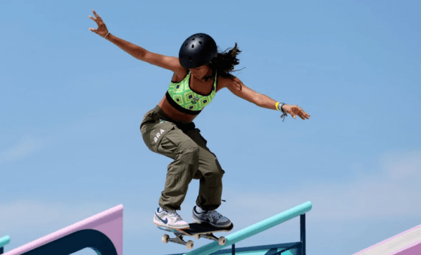 Rayssa Leal “quebra tudo” e conquista pela quarta vez o SLS Super Crown