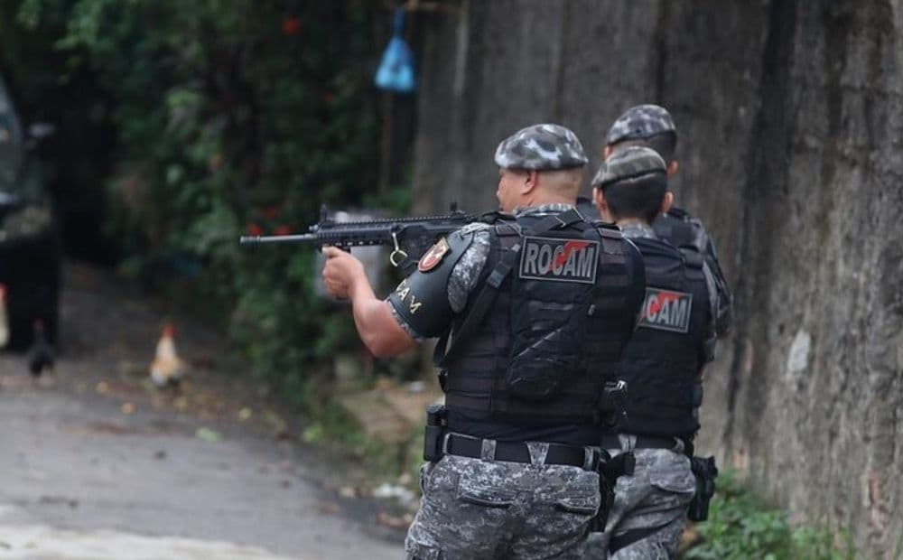 Rocam resgata homem do “tribunal do crime” na zona Norte de Manaus