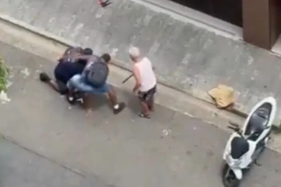 Idoso reage a roubo e acerta suspeito com bengala no litoral paulista