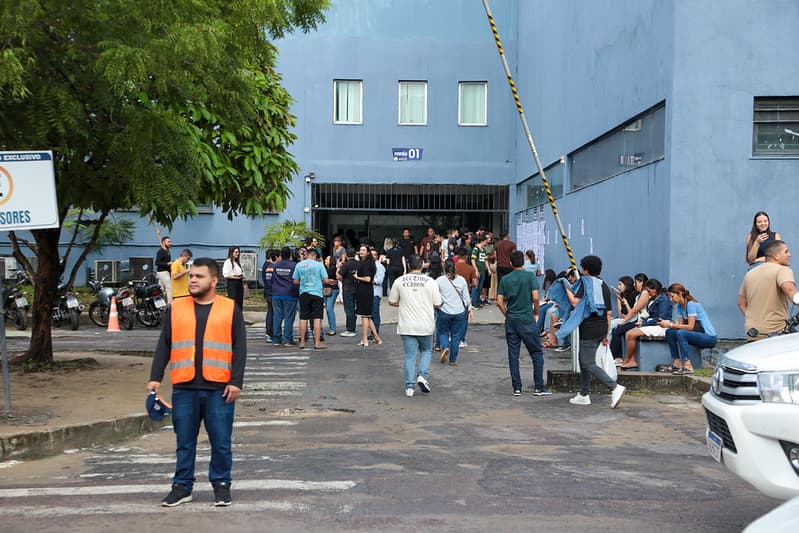 Mais de 11 mil candidatos realizaram provas dos concursos da Semmas e CGM em Manaus