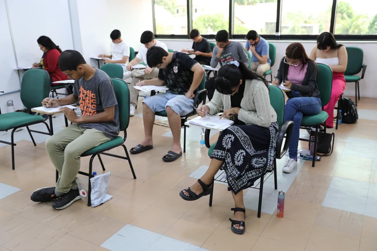UEA inscreve para as últimas vagas do pré-vestibular presencial AprovENS 2026