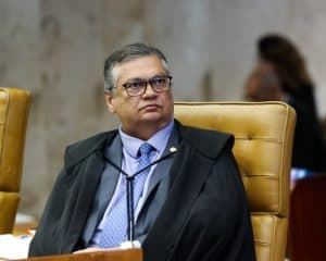 STF: Dino diverge de relator e vota por juntar processos de Moraes e Mendonça