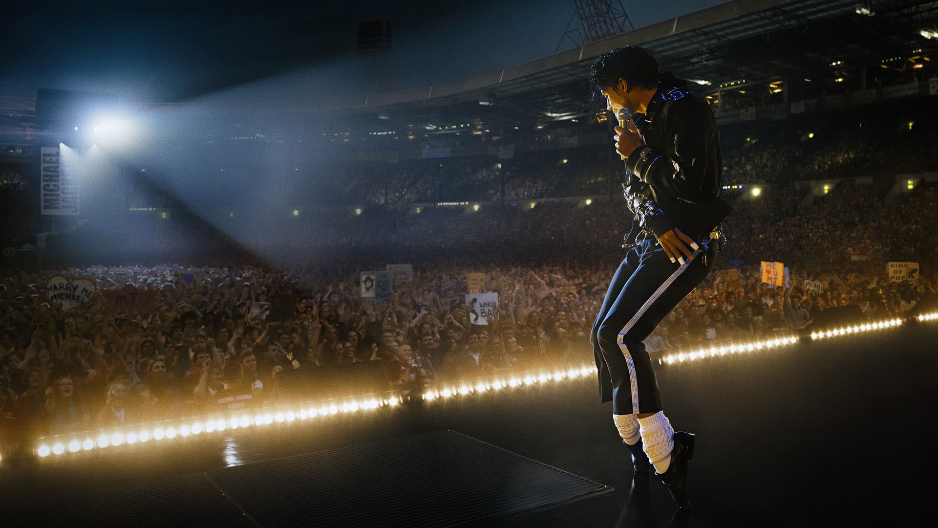 “Michael”, o filme e as polêmicas: relembre as acusações contra o rei do pop que ficaram de fora da produção