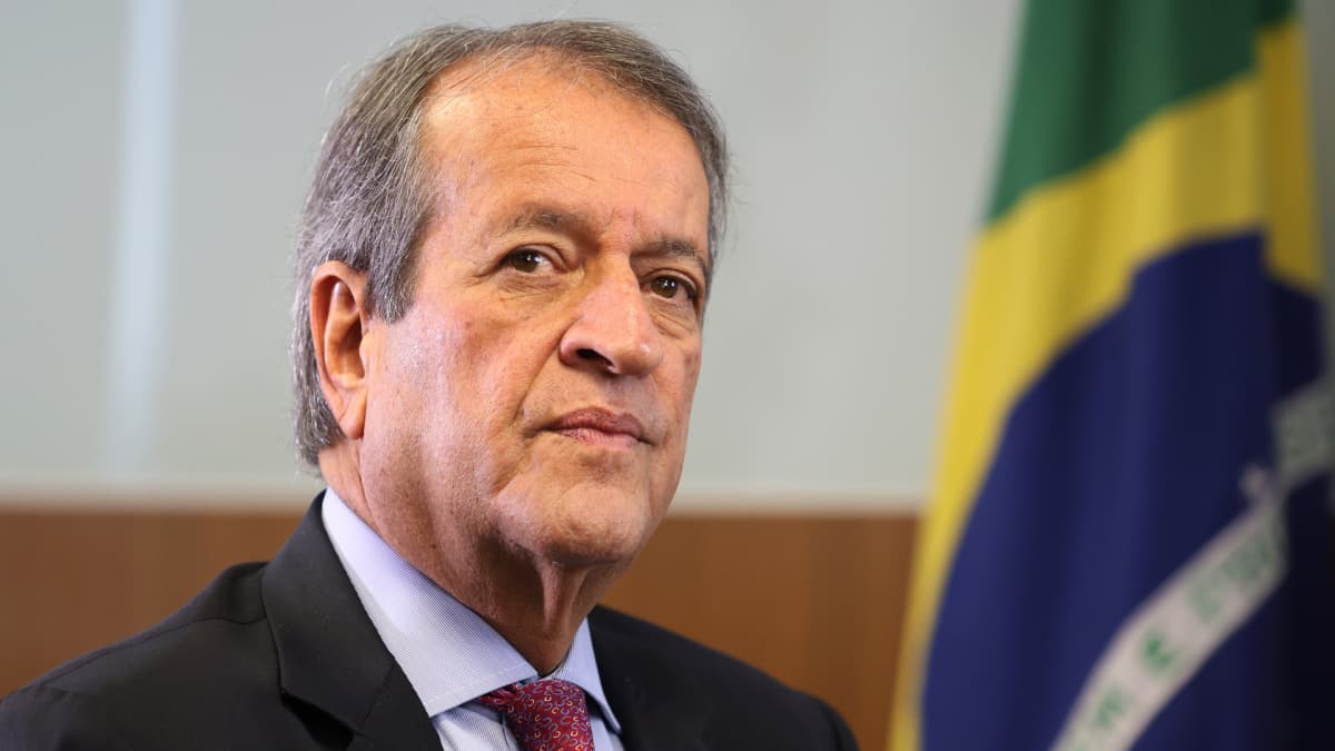 Presidente do PL mantém apoio a Alfredo Gaspar como vice de Flávio