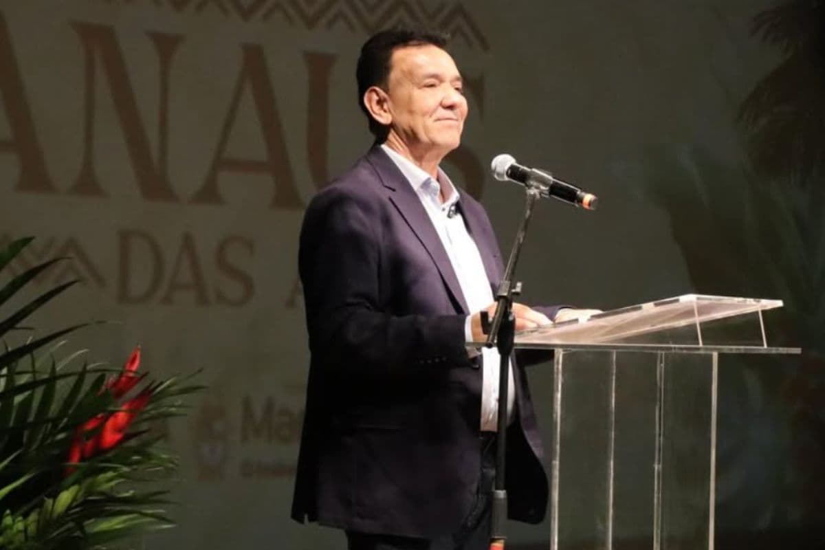 Tony Medeiros lança pré-candidatura e mira retorno à Aleam com apoio de David Almeida