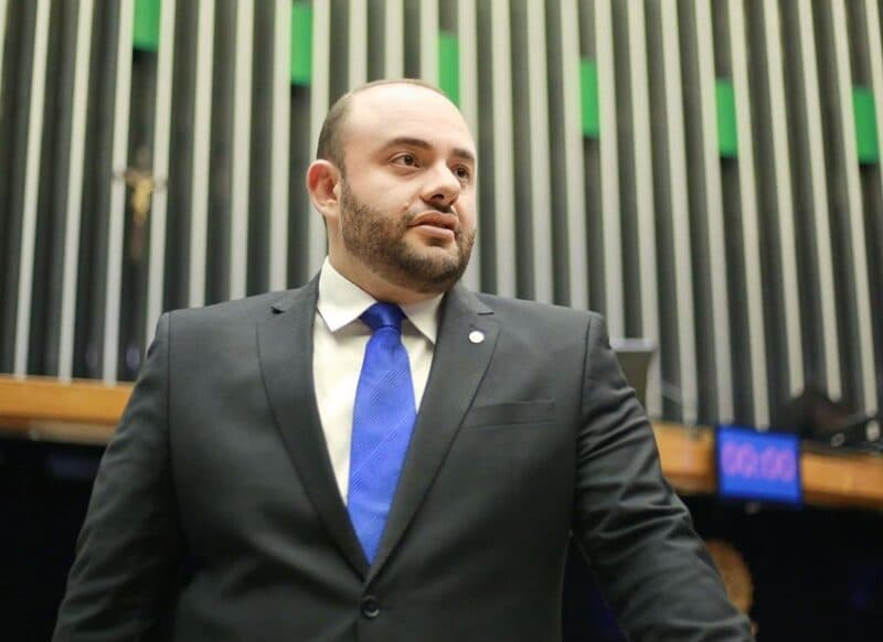 Fausto Jr. rebate críticas e diz que apoia fim da escala 6×1