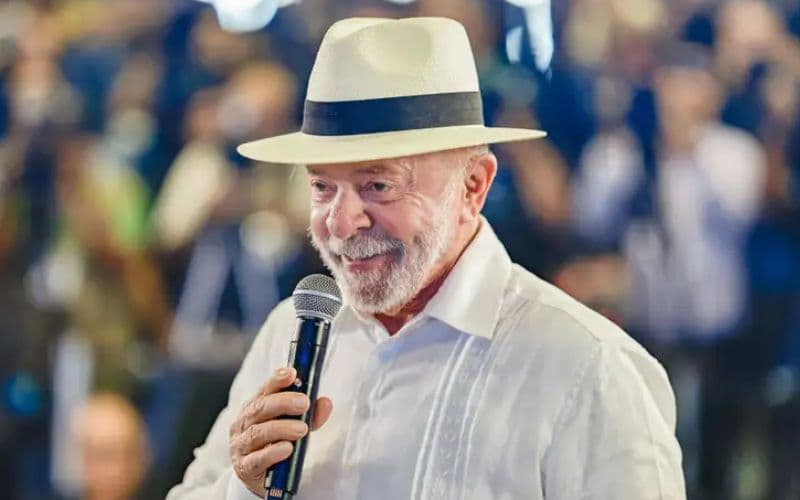 Lula amplia vantagem no interior do Amazonas; capital segue dividida