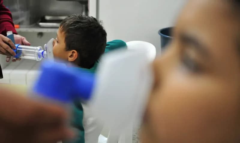 Casos de SRAG despencam até 89% no Amazonas após pico no início do ano
