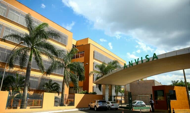 Crianças e adolescentes ganham novas opções de tratamento para lúpus e esclerose múltipla