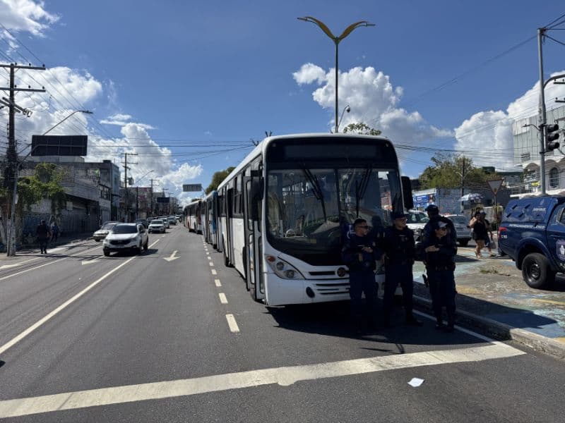 Passageiros são surpreendidos por greve dos rodoviários em Manaus: “ninguém esperava”