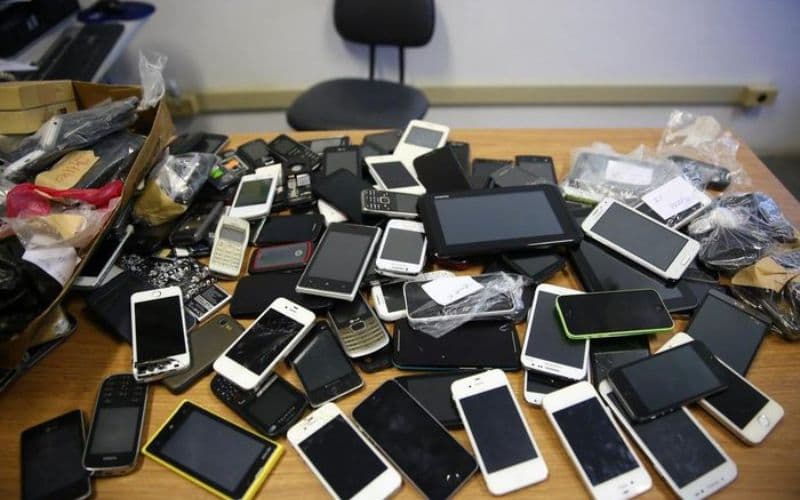 Manaus está entre as cidades com mais roubos e furtos de celulares, aponta Fórum de Segurança Pública