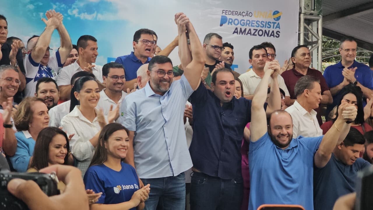 Roberto Cidade oficializa pré-candidatura ao lado de Wilson Lima e Fausto Jr.; bastidores veem gesto como ensaio de chapa
