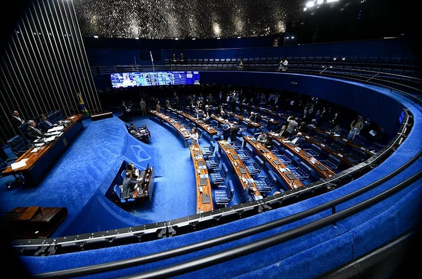 Senador recorre ao STF para cobrar instalação da CPI do Master