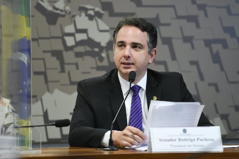 Pacheco pretende pautar votação no Senado para conter preço dos combustíveis