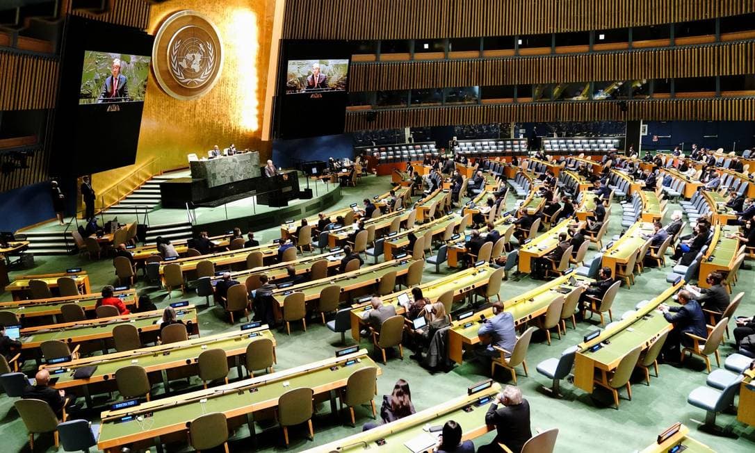 ONU aprova resolução contra Rússia, com voto de apoio do Brasil