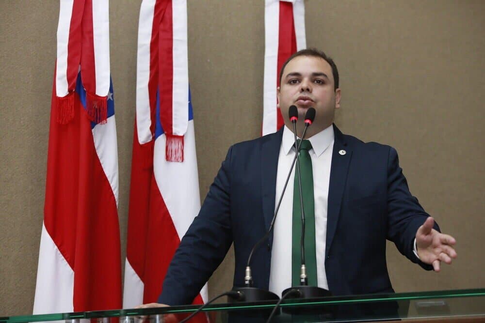 Presidente da Aleam anuncia que vai pedir punição do prefeito de Borba
