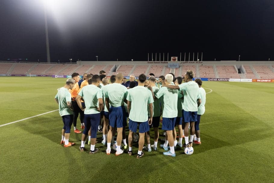Seleção Brasileira encerra preparação para estreia na Copa