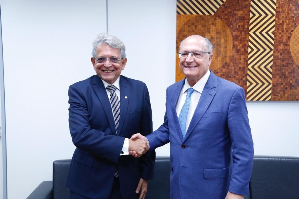 Pauderney Avelino se encontra com Alckmin para tratar sobre fim do IPI