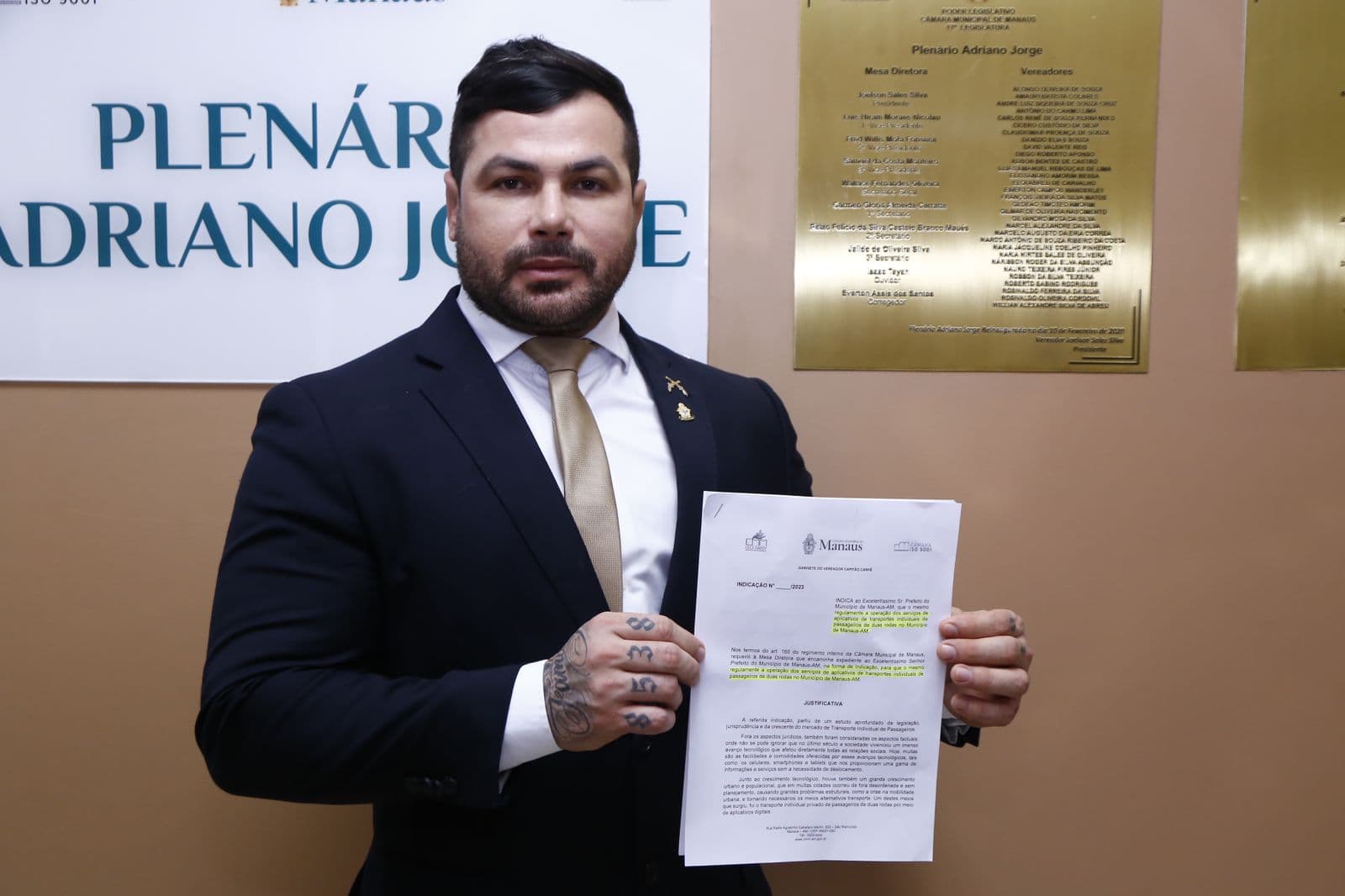 PL na Câmara de Manaus propõe reserva de vaga de estacionamento a advogados em órgãos municipais