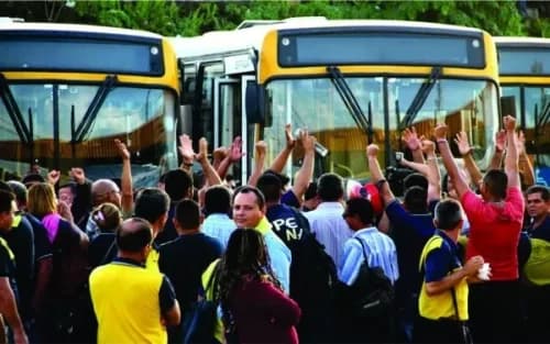 FIQUE ATENTO: Rodoviários prometem parar 50% da frota nesta quarta (17), em Manaus