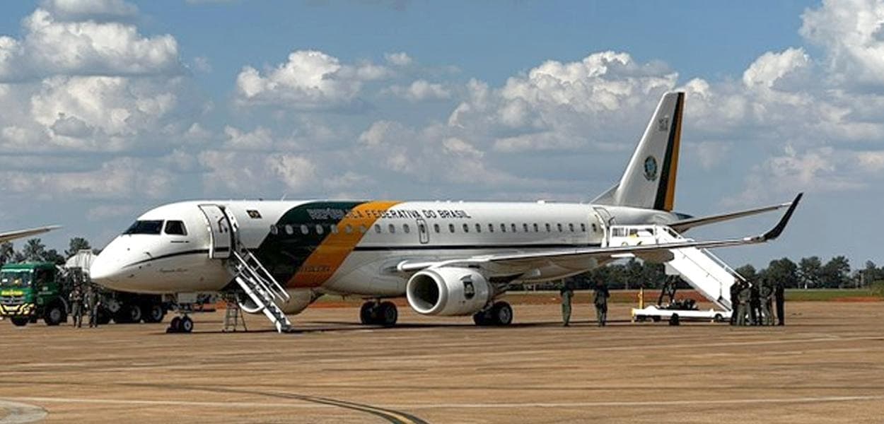 Avião da FAB decola para o Egito levando ajuda humanitária e kits de saúde
