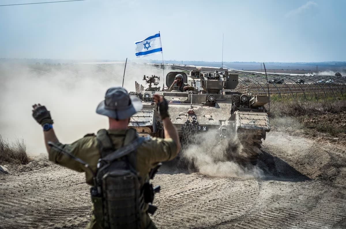Israel faz maior investida em ataque por terra, mar e ar na Cidade de Gaza