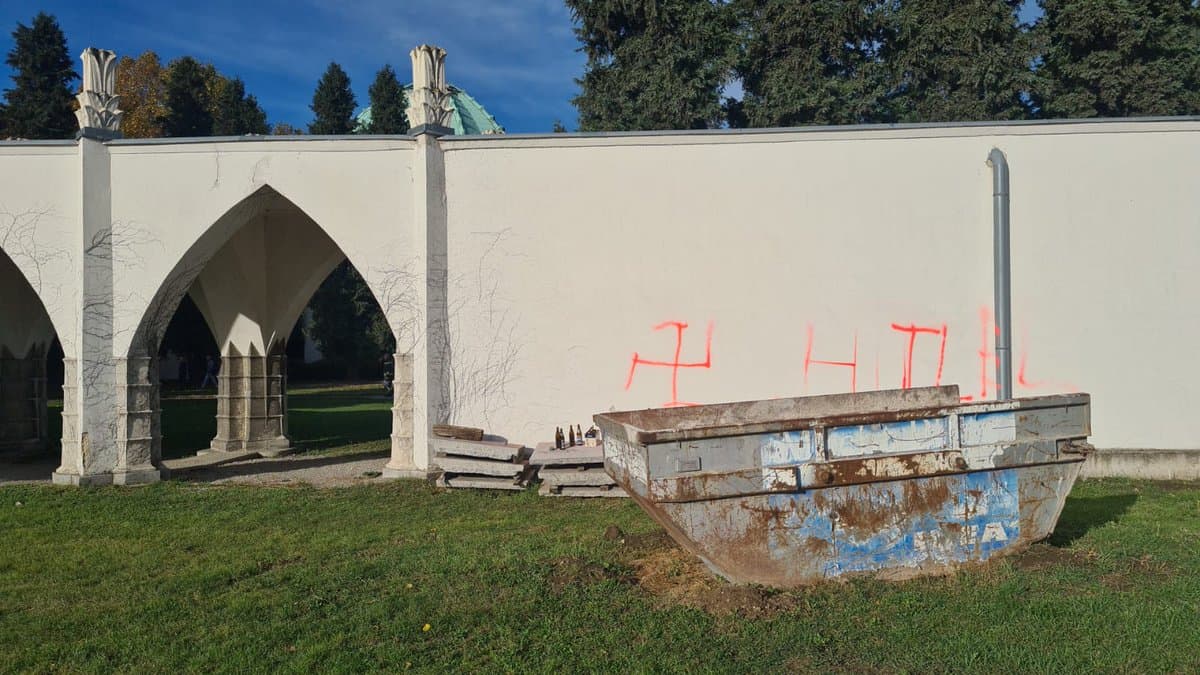 Parte judaica de cemitério na Áustria é atacada com vandalizações antissemitas