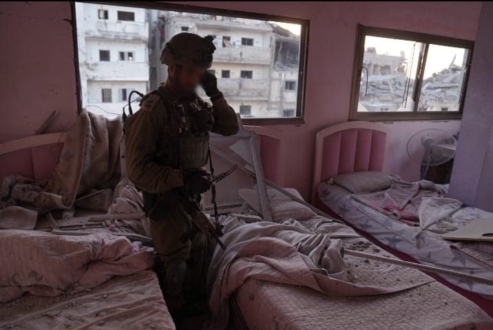 VÍDEO: Militares de Israel localizam fábrica de armas do Hamas e mostram imagens a jornalistas
