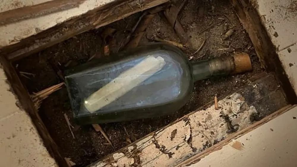 Encanador da Escócia acha mensagem em garrafa após 135 anos; Saiba o que estava escrito