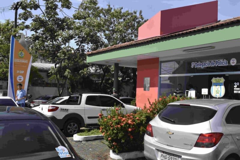Em Manaus, homem é preso por roubo qualificado, falsidade ideológica e estelionato