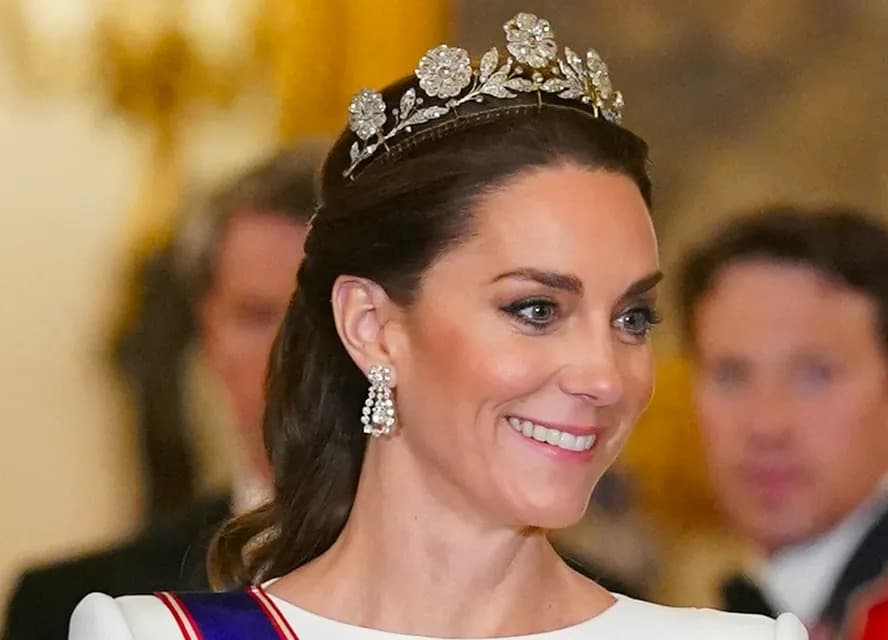 Princesa de Gales fica internada após cirurgia no abdômen e pede privacidade em recuperação