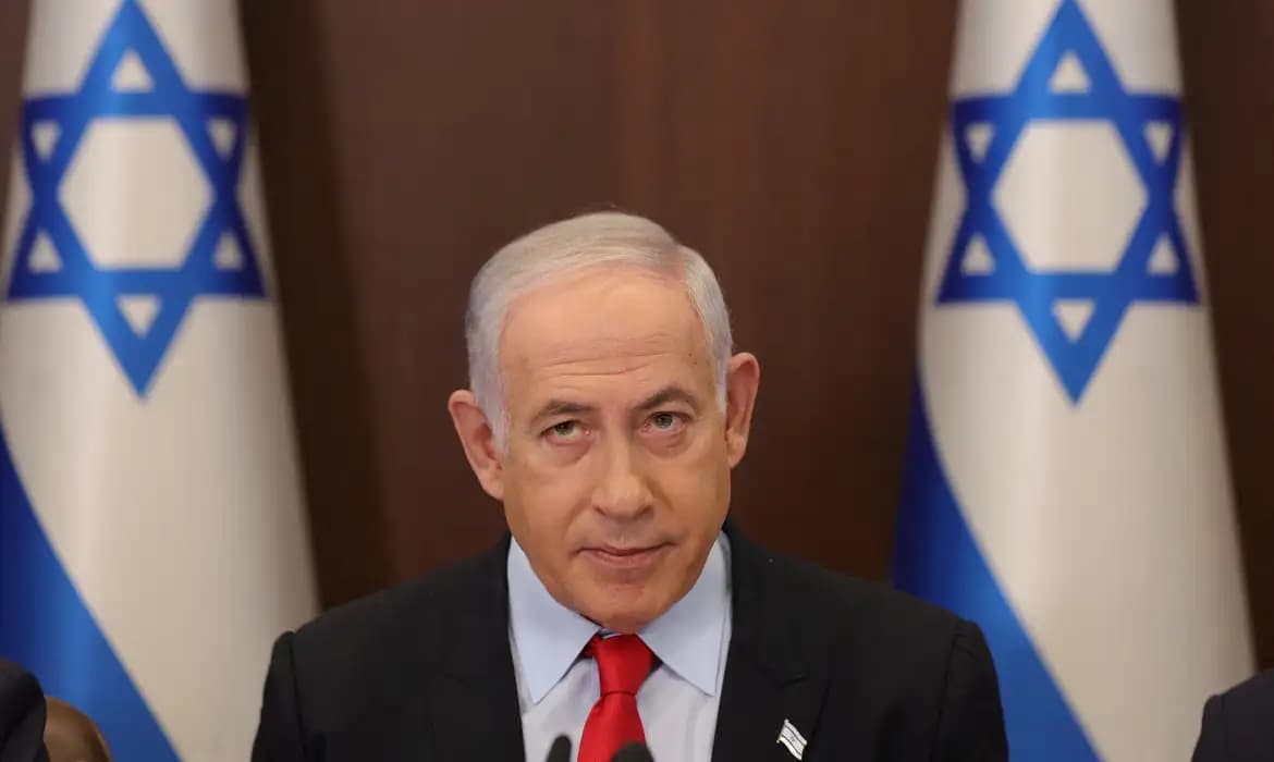 Trump envia carta a presidente de Israel pedindo perdão a Netanyahu por acusação de corrupção