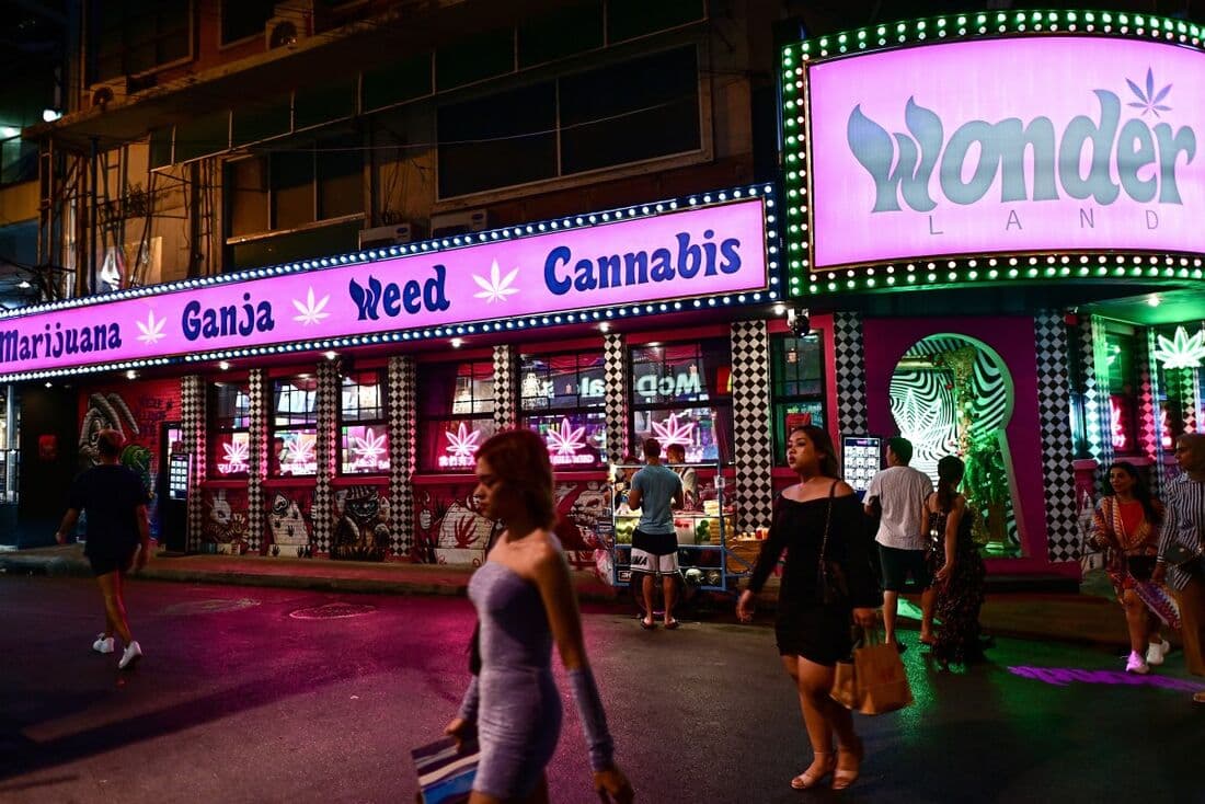 Tailândia inverte decisão e volta a proibir comercialização da maconha