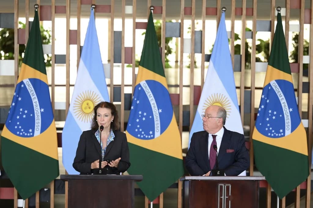 Moraes x Musk: chanceler argentina diz que Milei não interferirá no Judiciário de outro país