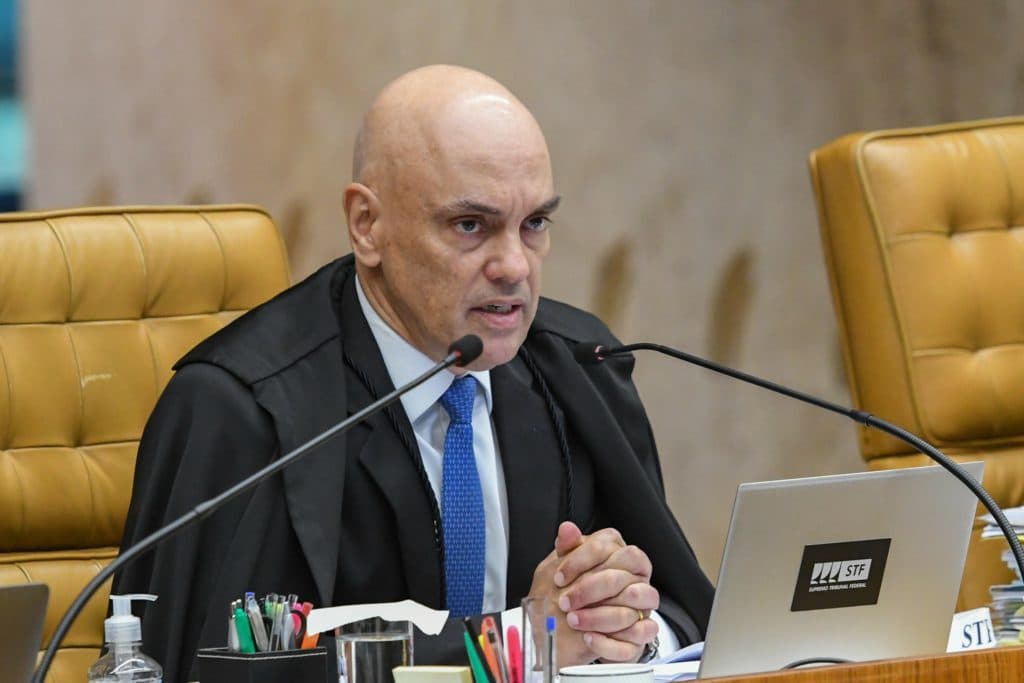 Alexandre de Moraes é vaiado durante cerimônia em homenagem a Michel Temer