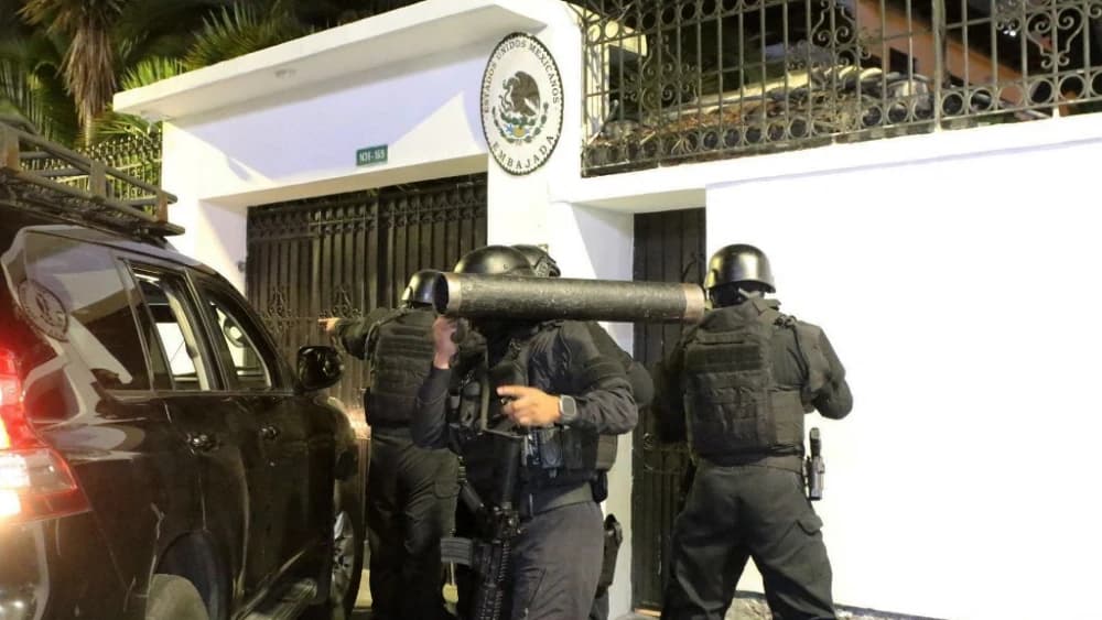 Após romper relações com o Equador, México fecha embaixada em Quito