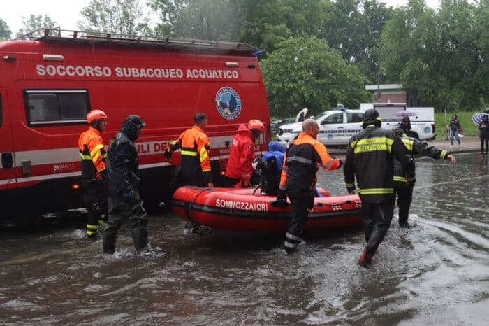 VÍDEO: Chuvas e inundações deixam norte da Itália em alerta