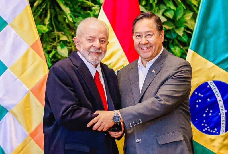 Na Bolívia, Lula anuncia iniciativas para integrar o Brasil a outros países da América do Sul
