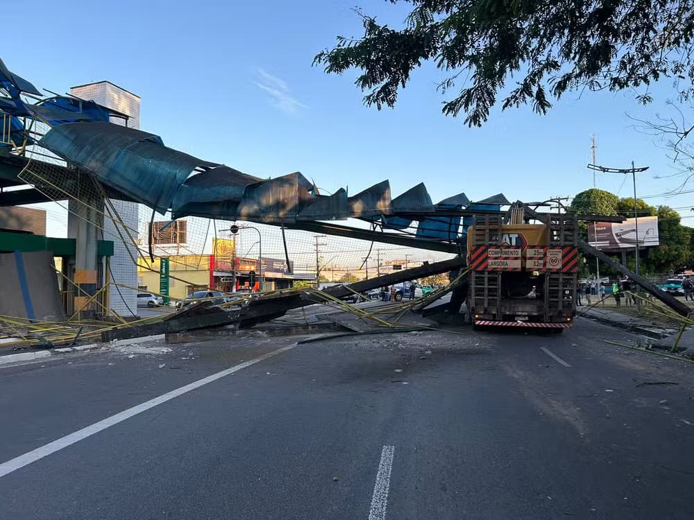 Obra de reconstrução de passarela na Av. Torquato Tapajós pode levar 6 meses, diz IMMU