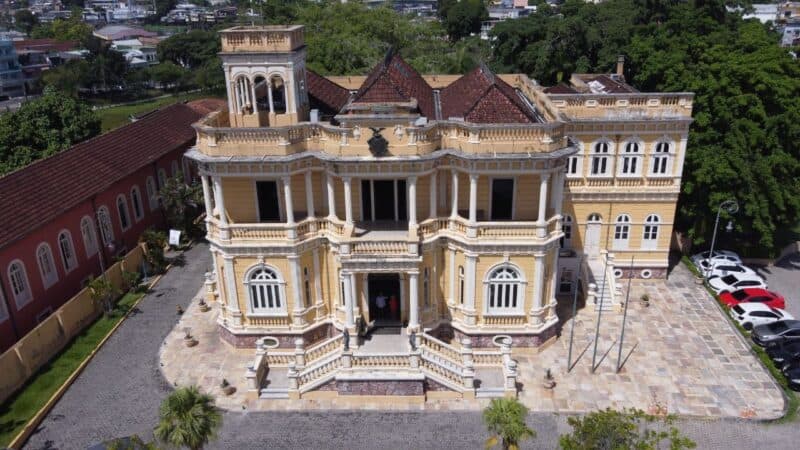 Centro Cultural Palácio Rio Negro comemora 27 anos com exposições de artistas locais