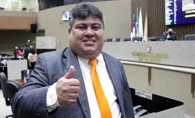 O legado conturbado de David Reis: do ‘puxadinho’ milionário ao inquérito por nepotismo, uma teia de escândalos na CMM