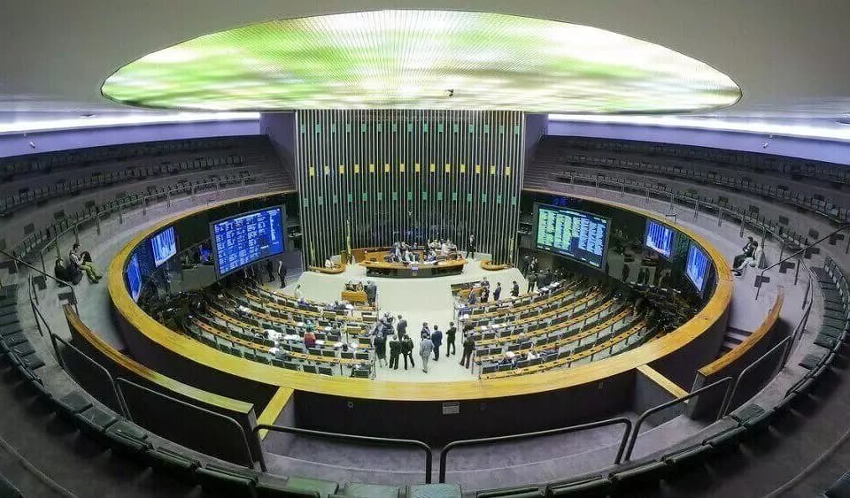 Amazonas poderá ter mais duas cadeiras na Câmara Federal; entenda