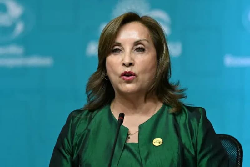 Presidente do Peru quer volta da pena de morte para estupradores de crianças