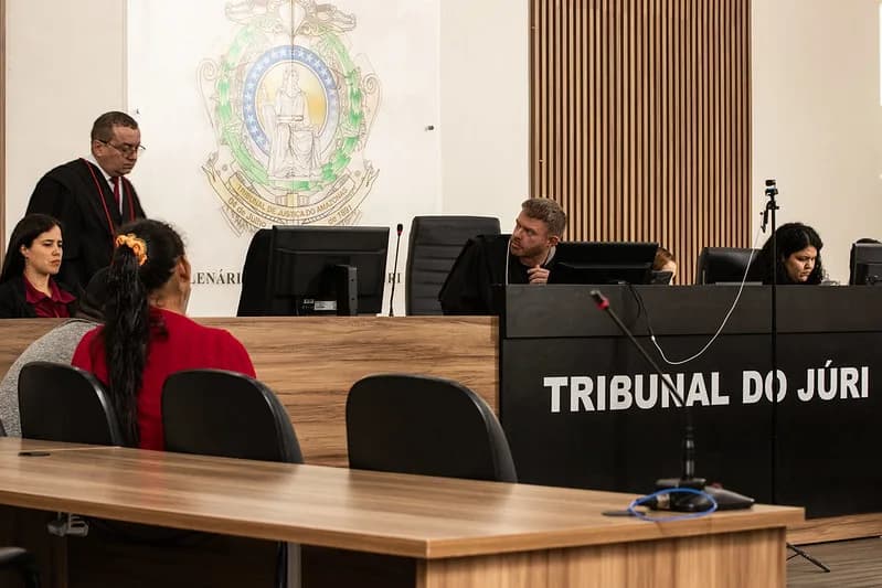 Pai e madrasta vão a júri popular por deixarem criança em estado vegetativo em Manaus
