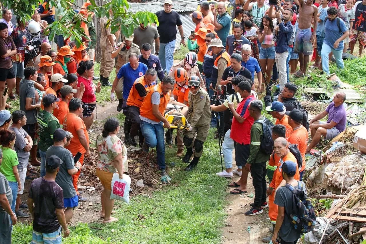 Vítima de deslizamento de terra em Manaus perdeu uma das pernas