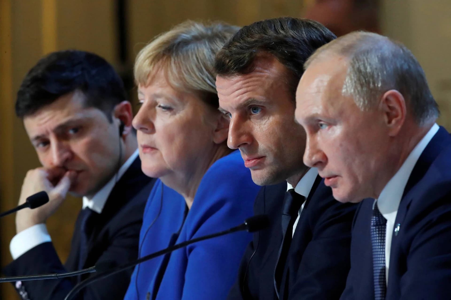 Fim da guerra na Ucrânia? Zelensky diz que negociaria com Putin