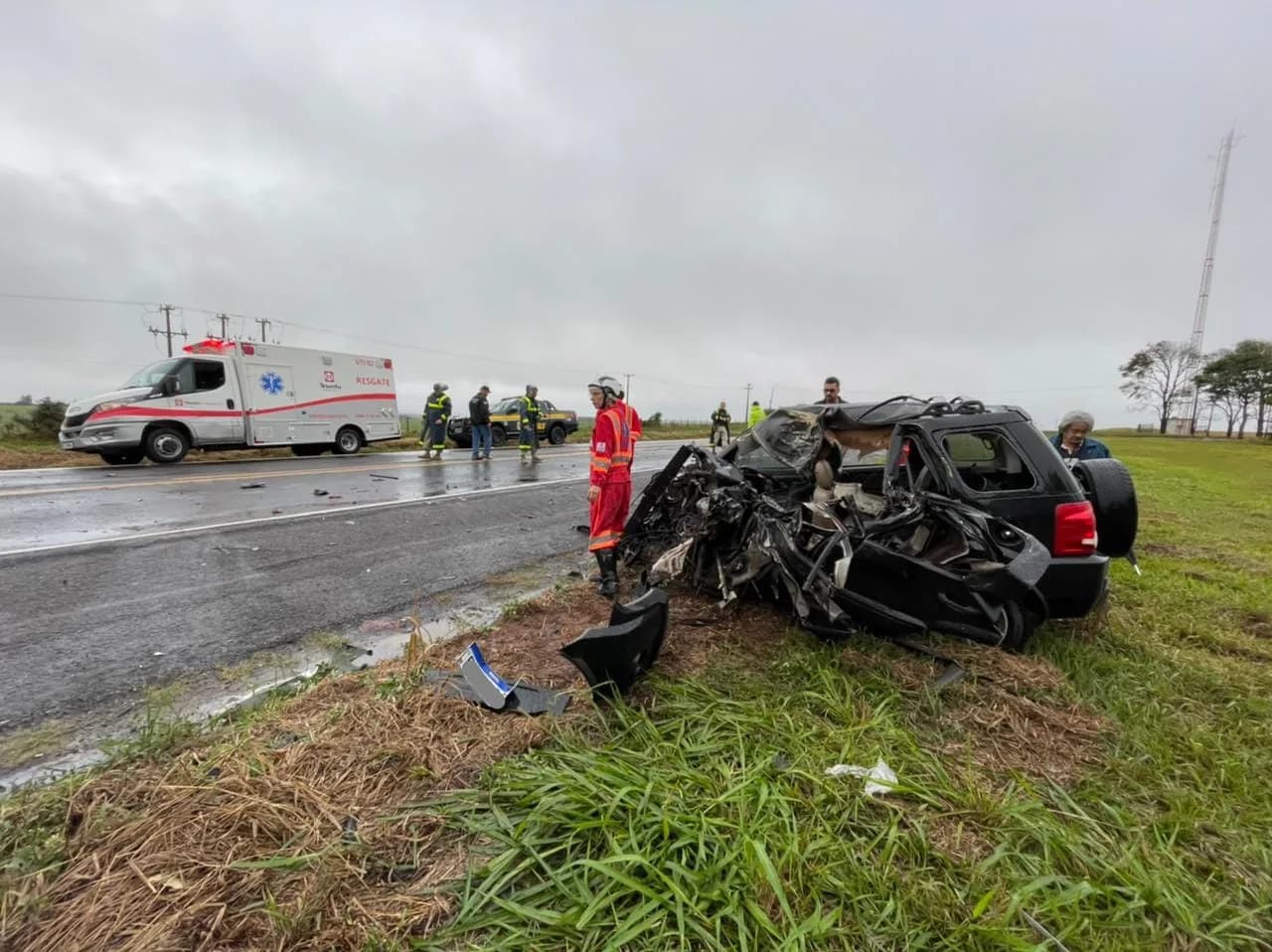 Homem morre após acidente entre carro e caminhão no Tocantins