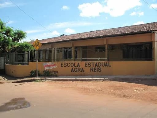Falta de professores e energia em escola de Manacapuru é fiscalizada